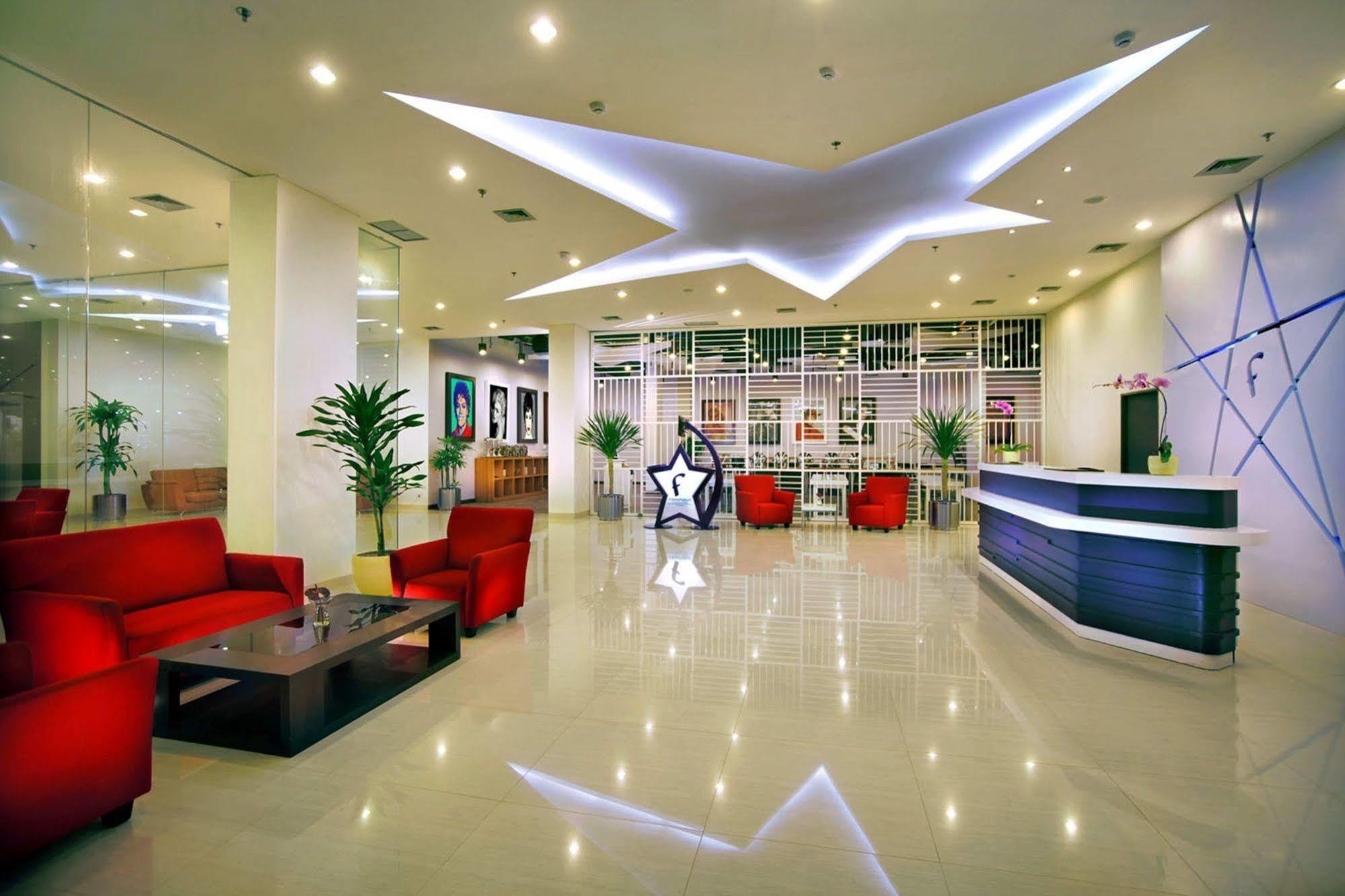 Fame Hotel Gading Serpong Tangerang Eksteriør billede